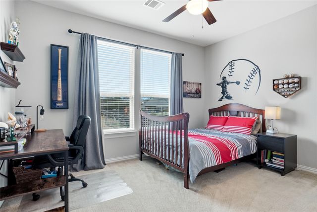 7933 Woodside Trail, North Richland Hills, TX 76182