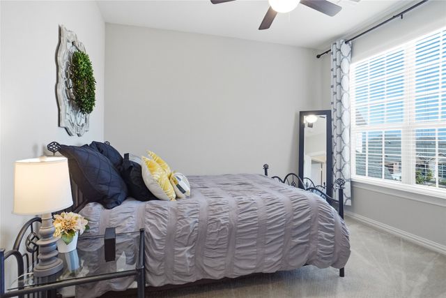 7933 Woodside Trail, North Richland Hills, TX 76182