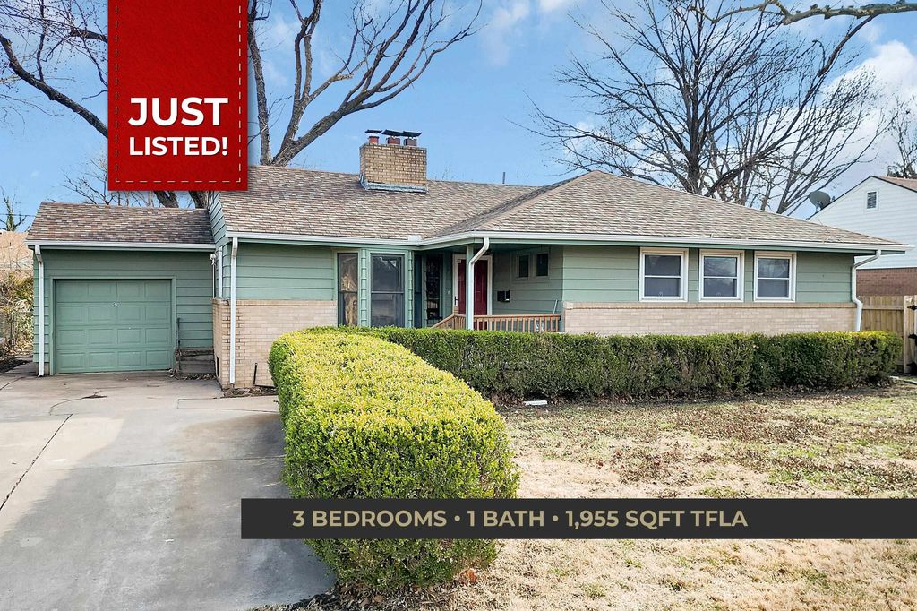 1026 S Fabrique Dr, Wichita, KS 67218