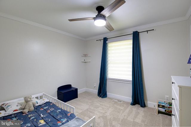 5822 LONG BEACH DR, St Leonard, MD 20685