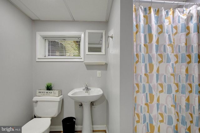 5822 LONG BEACH DR, St Leonard, MD 20685