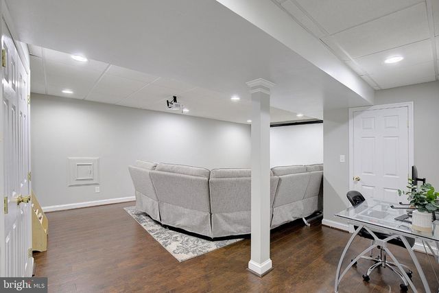 5822 LONG BEACH DR, St Leonard, MD 20685