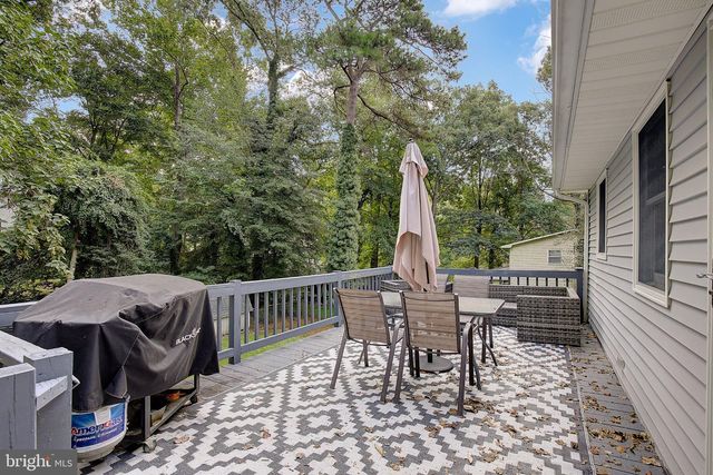 5822 LONG BEACH DR, St Leonard, MD 20685