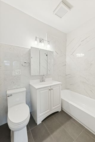 8423 S Colfax Avenue, Chicago, IL 60617