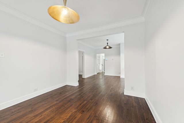 8423 S Colfax Avenue, Chicago, IL 60617