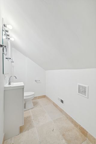 8423 S Colfax Avenue, Chicago, IL 60617