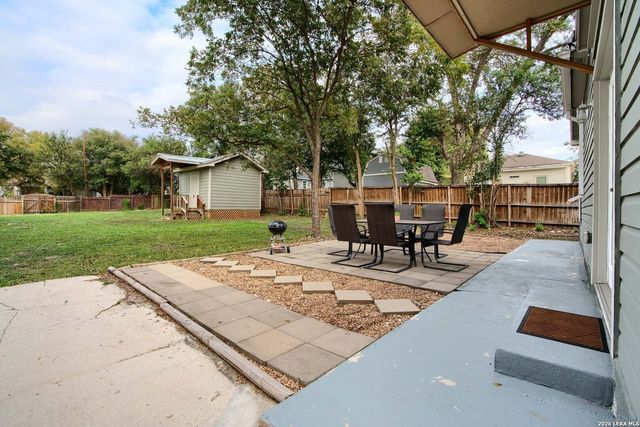 521 DAWSON ST, San Antonio, TX 78202