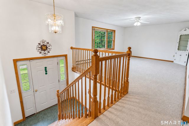 32 School House Road, Preston, CT 06365