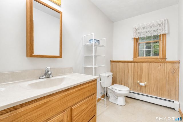 32 School House Road, Preston, CT 06365