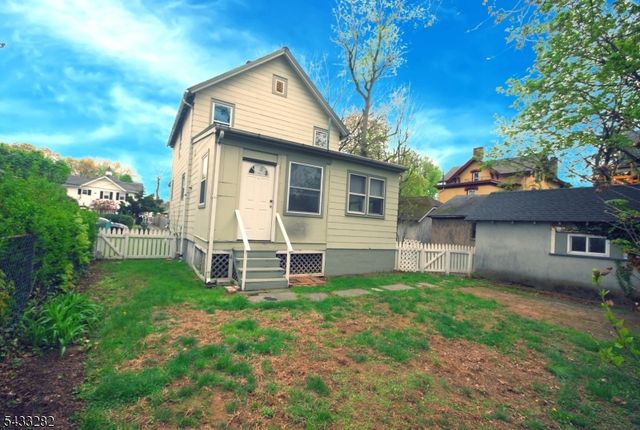 82 Linden Ave, North Plainfield Boro, NJ 07060