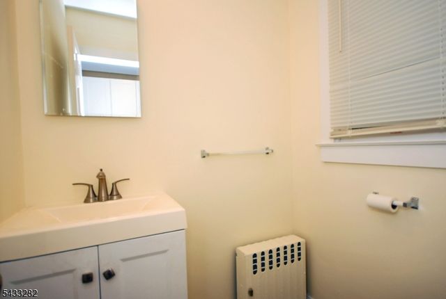 82 Linden Ave, North Plainfield Boro, NJ 07060