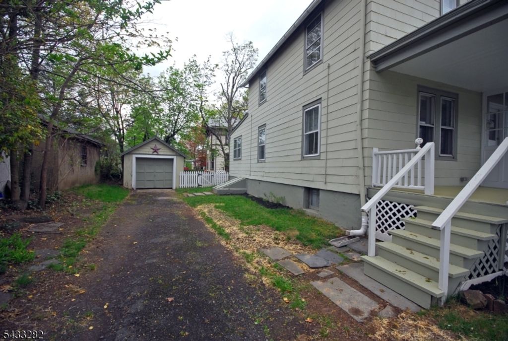 82 Linden Ave, North Plainfield Boro, NJ 07060