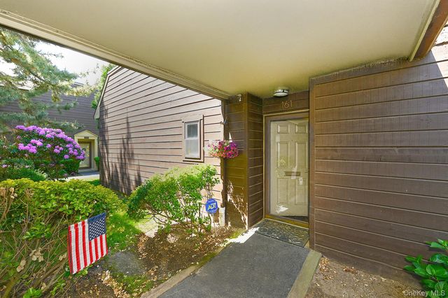 161 Southgate Drive, Massapequa Park, NY 11762