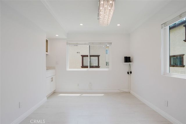 13942 Oxnard Street, Valley Village, CA 91401