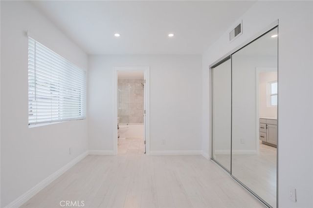 13942 Oxnard Street, Valley Village, CA 91401