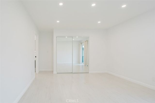13942 Oxnard Street, Valley Village, CA 91401