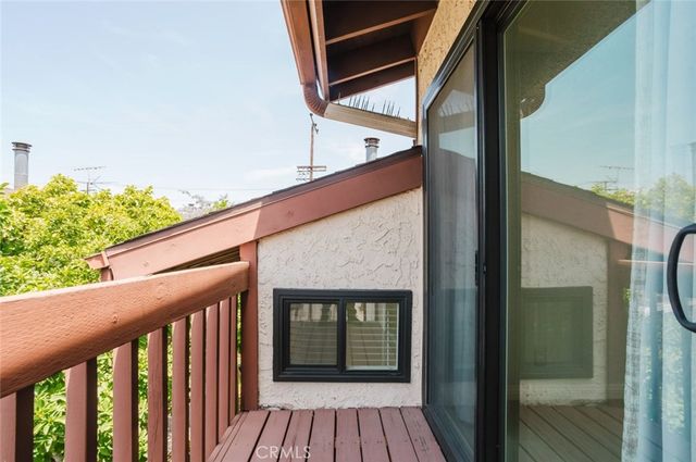 13942 Oxnard Street, Valley Village, CA 91401