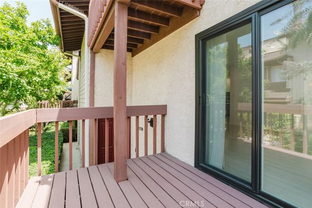 13942 Oxnard Street, Valley Village, CA 91401