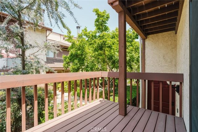 13942 Oxnard Street, Valley Village, CA 91401