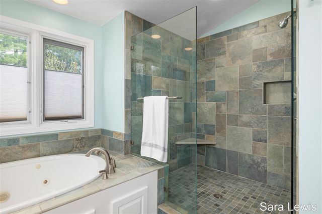 15710 Rich Lane, Hickory Corners, MI 49060
