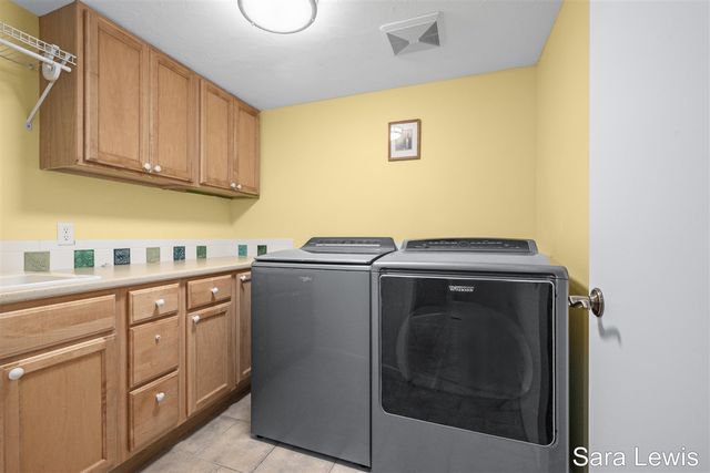 15710 Rich Lane, Hickory Corners, MI 49060