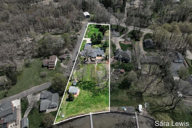 15710 Rich Lane, Hickory Corners, MI 49060
