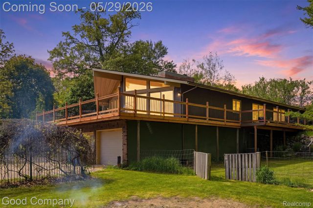 5130 Seymour Lake Road, Brandon Charter Township, MI 48371