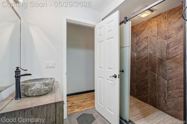 5130 Seymour Lake Road, Brandon Charter Township, MI 48371
