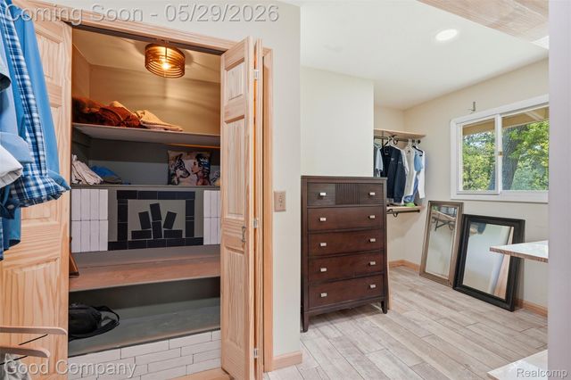 5130 Seymour Lake Road, Brandon Charter Township, MI 48371