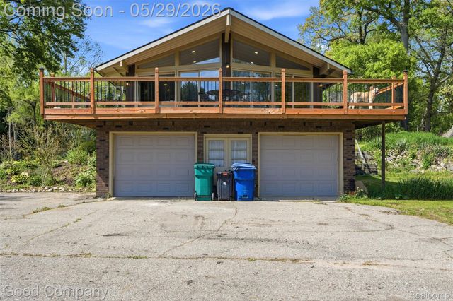 5130 Seymour Lake Road, Brandon Charter Township, MI 48371