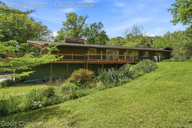 5130 Seymour Lake Road, Brandon Charter Township, MI 48371