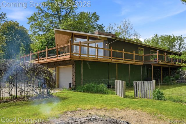 5130 Seymour Lake Road, Brandon Charter Township, MI 48371