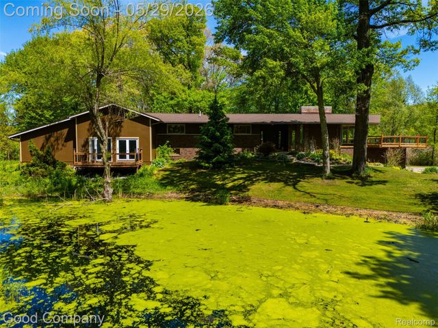 5130 Seymour Lake Road, Brandon Charter Township, MI 48371