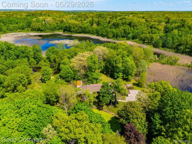 5130 Seymour Lake Road, Brandon Charter Township, MI 48371