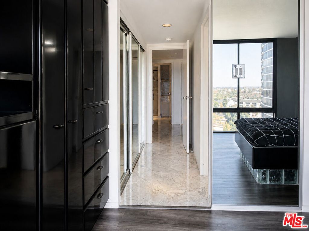 Image 14 of property listing at 4316 Marina City Drive 519, Marina Del Rey, CA 90292