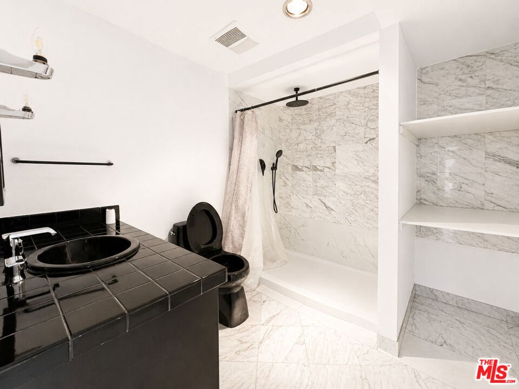 Image 15 of property listing at 4316 Marina City Drive 519, Marina Del Rey, CA 90292