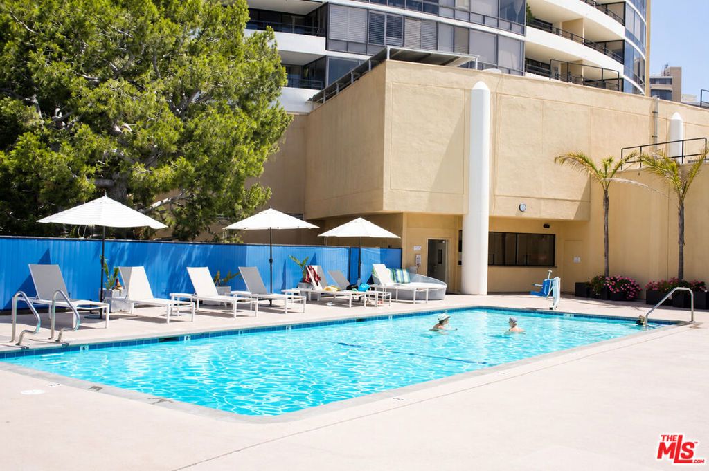 Image 18 of property listing at 4316 Marina City Drive 519, Marina Del Rey, CA 90292