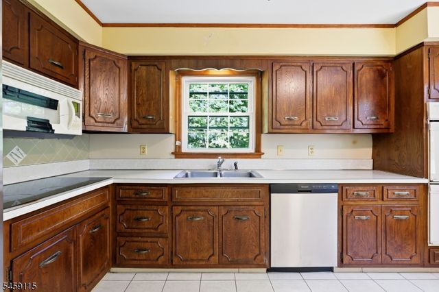 1170 Easton Ave, Franklin Twp., NJ 08873