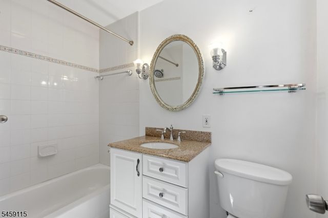 1170 Easton Ave, Franklin Twp., NJ 08873