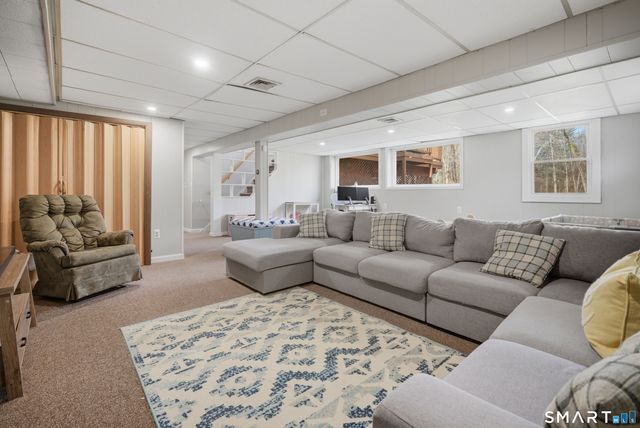 96 Toll House Lane, Fairfield, CT 06825