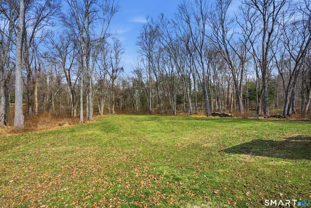 96 Toll House Lane, Fairfield, CT 06825