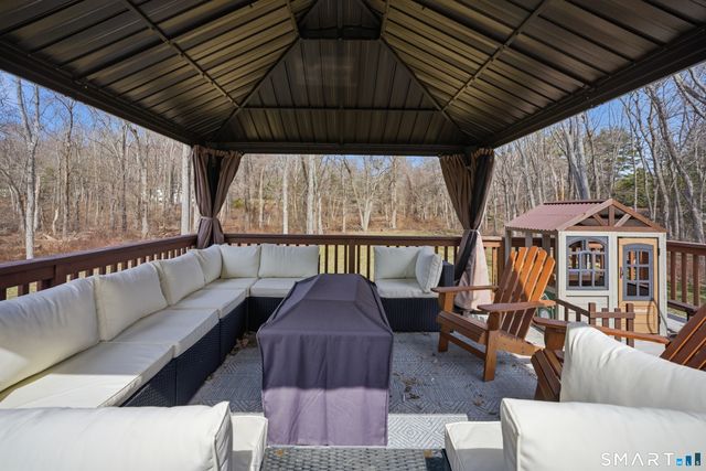 96 Toll House Lane, Fairfield, CT 06825