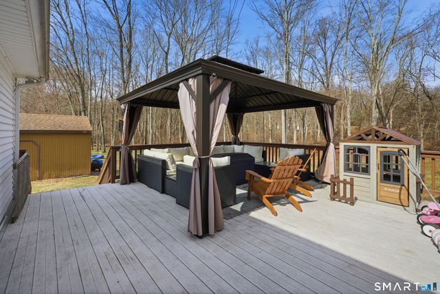 96 Toll House Lane, Fairfield, CT 06825