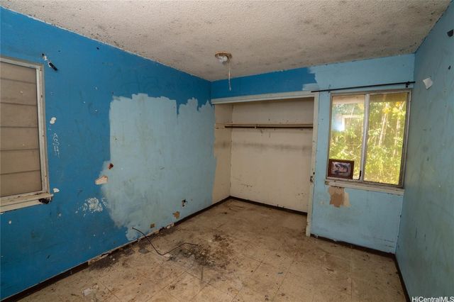 236 Lyman Avenue, Hilo, HI 96720