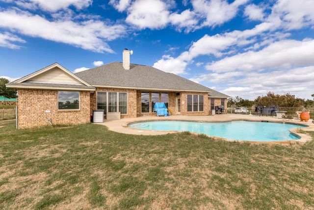 609 South Drive, Springtown, TX 76082