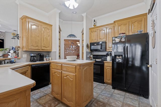 609 South Drive, Springtown, TX 76082