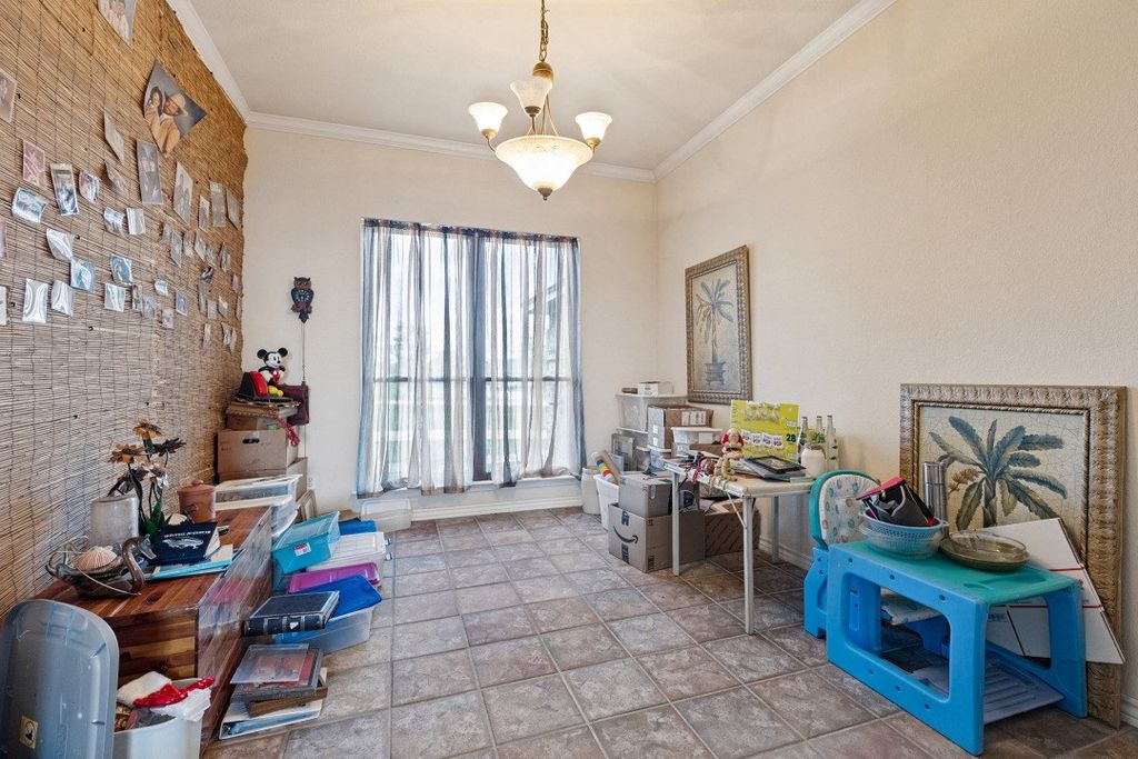 609 South Drive, Springtown, TX 76082 — photo 5