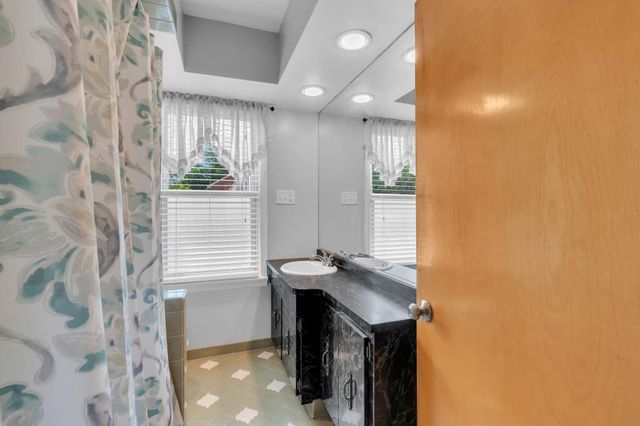 142 REED AVE, Hamilton, NJ 08610