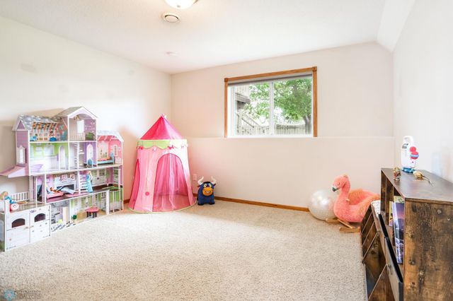 3625 Taylor Street S, Fargo, ND 58104