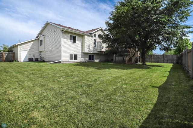 3625 Taylor Street S, Fargo, ND 58104